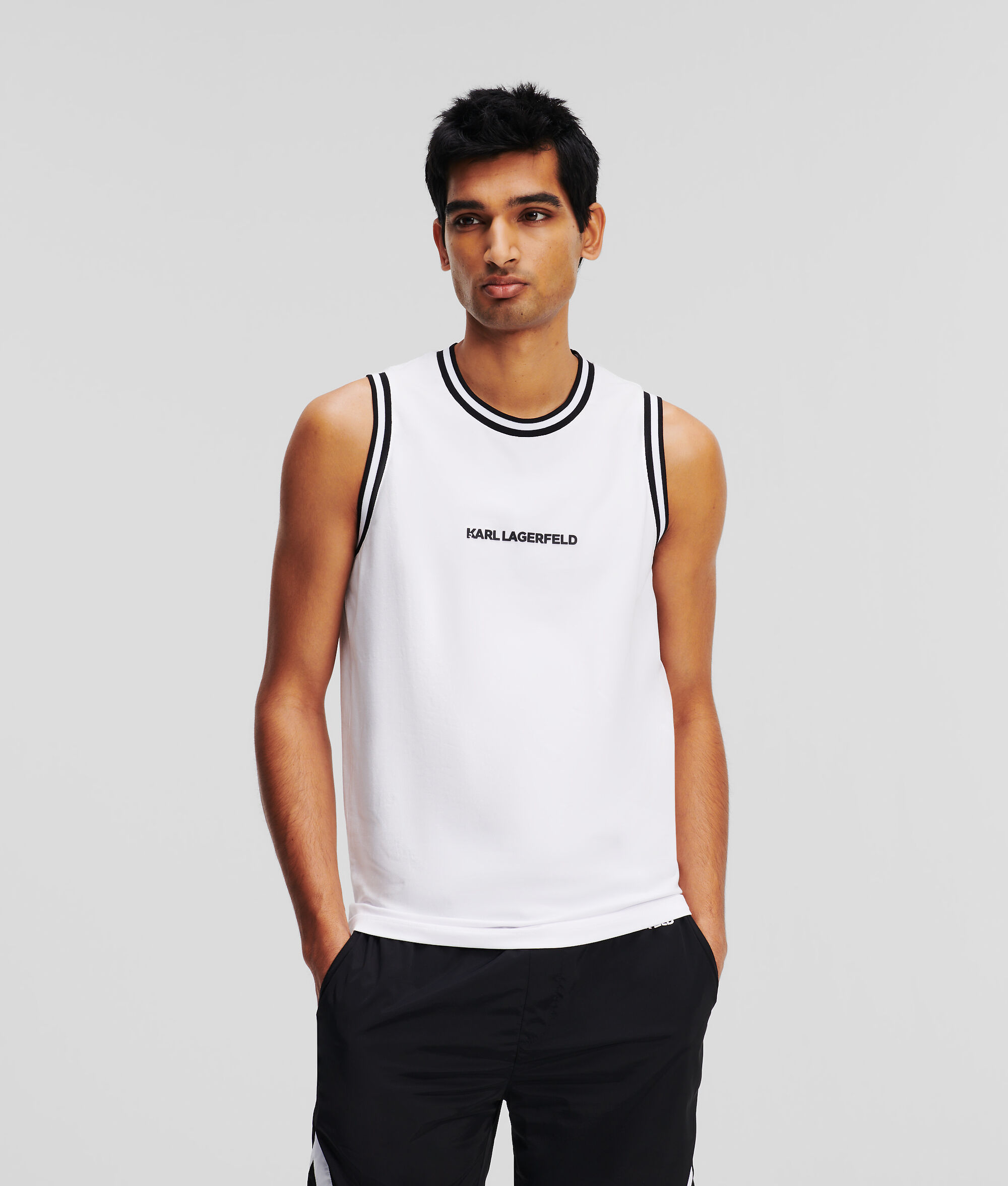 (image for) Effortless Sleeveless Crew Neck T-shirt